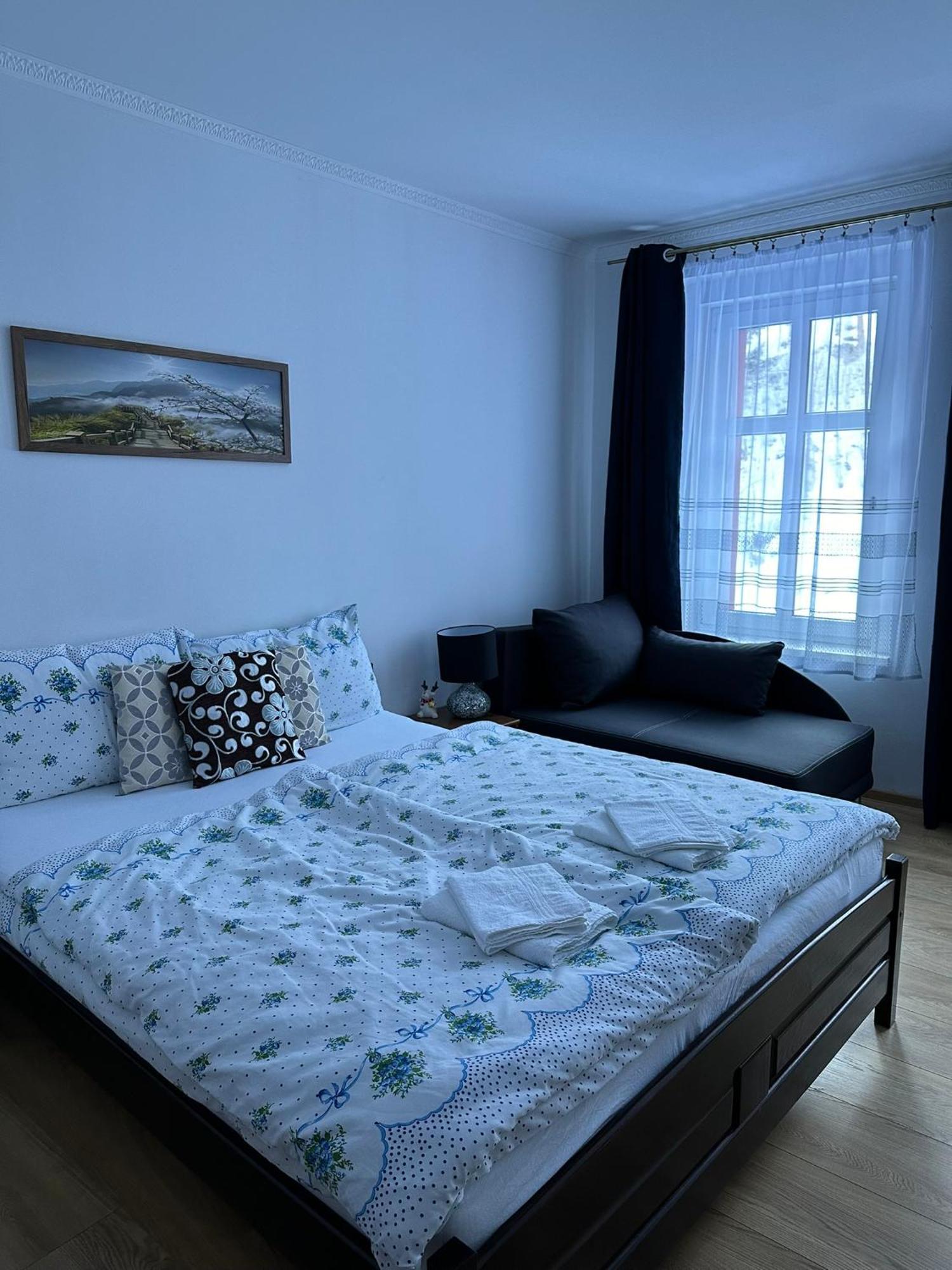 Apartman V Krusnych Horach-Free Parking 야히모프 외부 사진
